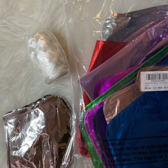 80+ star shaped balloons comes with string and mini silver star balloons !! - Picture 2 of 4